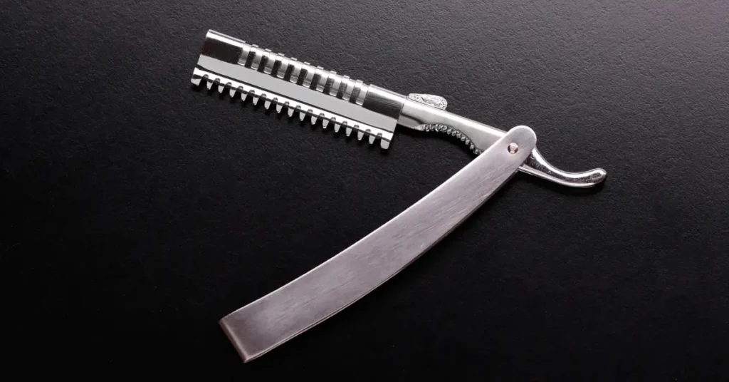 Straight Razors, this is the barbers choice for a traditional shaving experience 